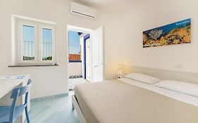 Poseidonia Rooms